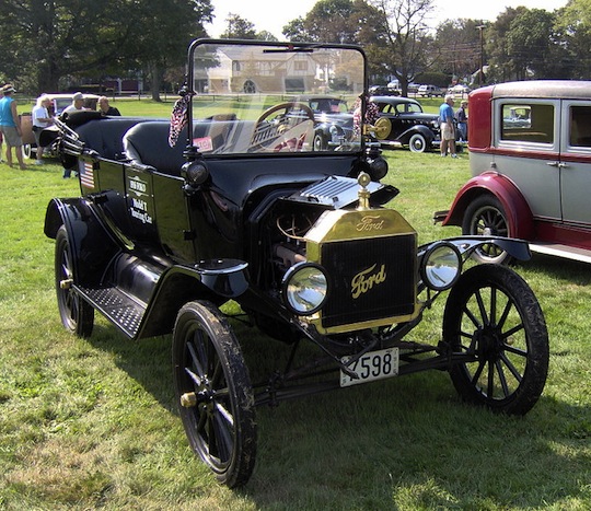 История бампера - 1916 Ford Model T